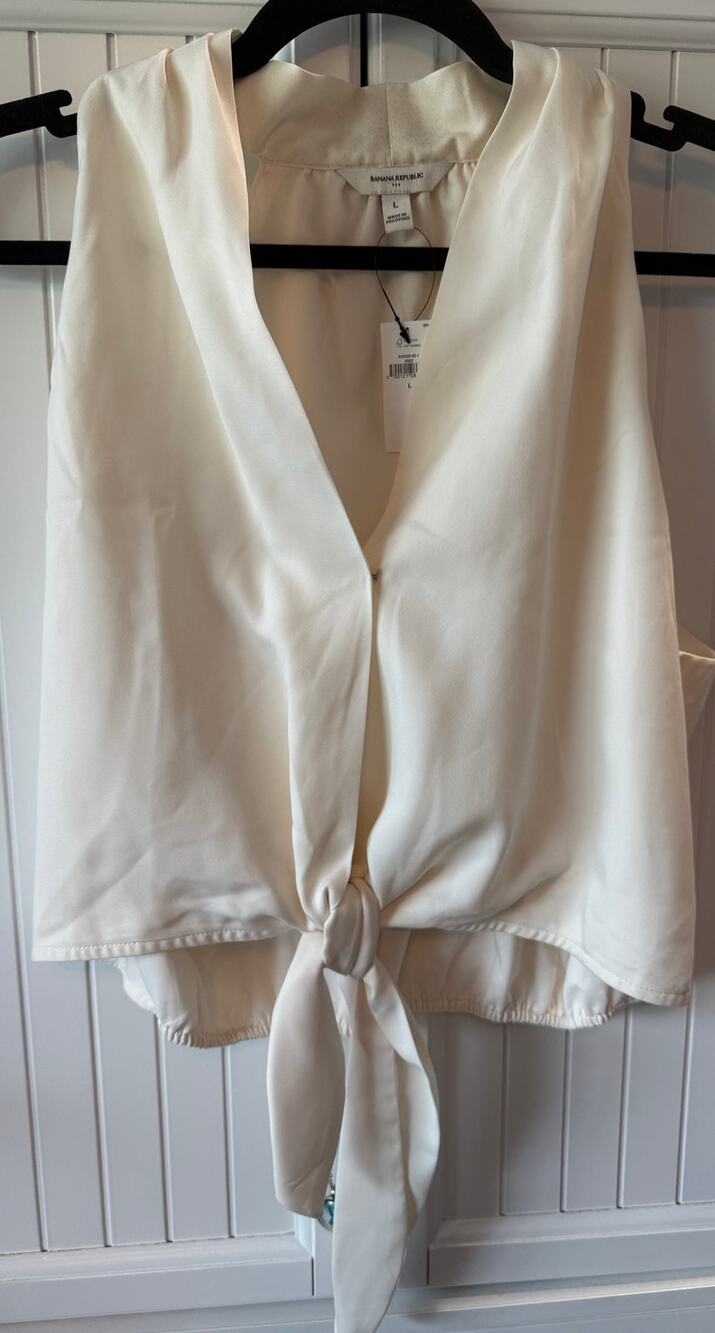 Banana Republic Silky Tie-Front Top ivory sz Large New With Tags